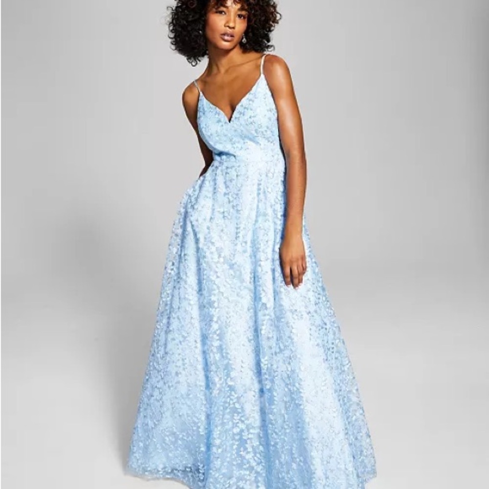 Chic Light Blue Floral Maxi Dress